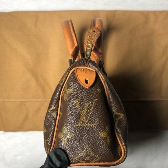 Louis Vuitton Authentic Vintage Monogram Mini Sac HL Bag - Picture 8 of 14
